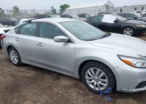 2017 Nissan Altima 2.5 S из США, поврежденный, VIN 1N4AL3AP9HC286908